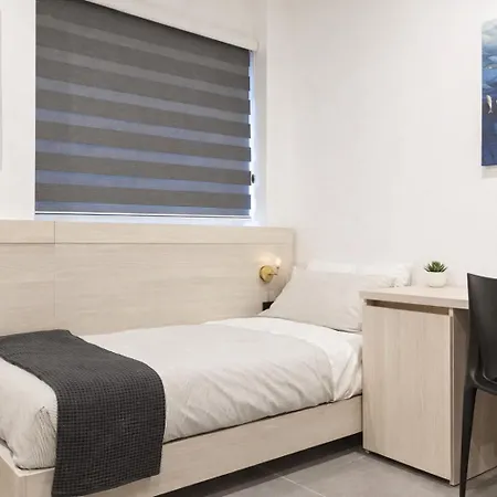 Comfortable Five Bedroom Five Bathroom By 360 Estates Apartment