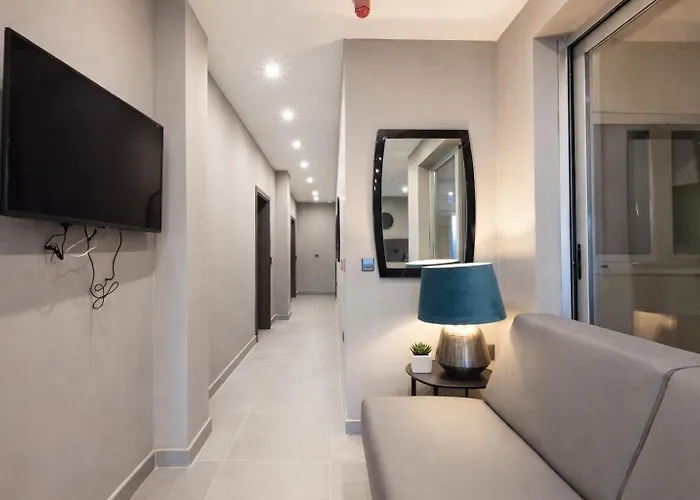 Comfortable Five Bedroom Five Bathroom By 360 Estates * Tal-Hriereb