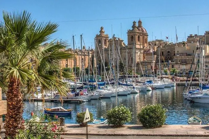 Διαμέρισμα Comfortable Five Bedroom Five Bathroom By 360 Estates *